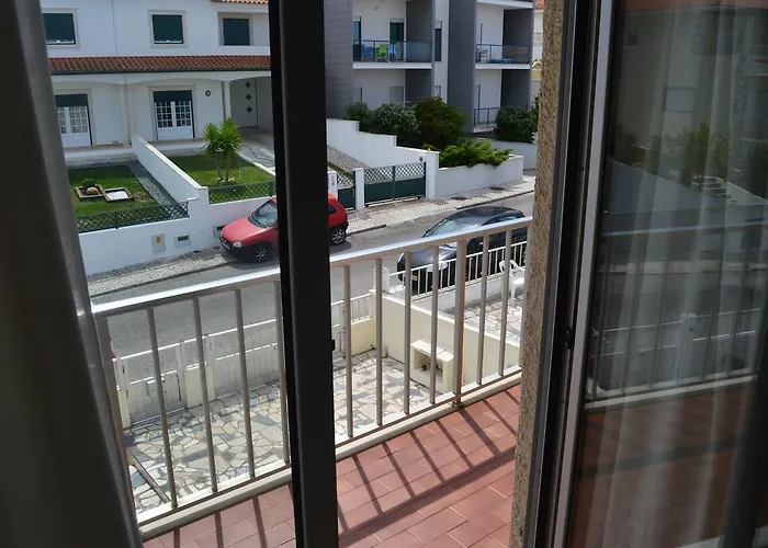 בית הארחה Holidays 71 נאזרה